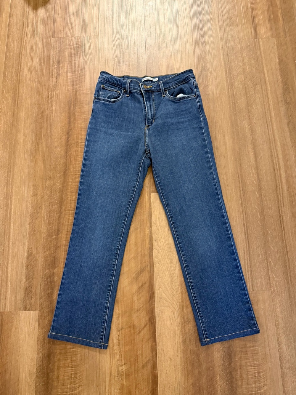 Levi Strauss & Co Women's 724 High Rise Straight‎ Jeans 29 In Blue